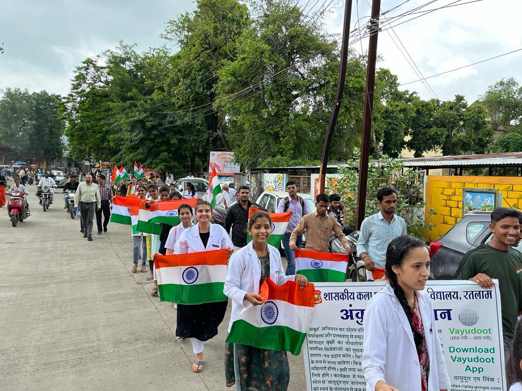 क्या जो सपना देखा था वैसा है मेरा भारत!